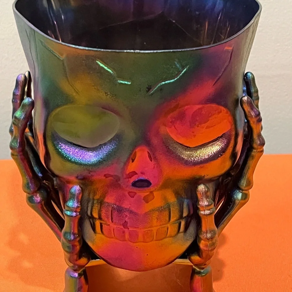 6/$25 Iridescent Skull Candy bowl - Picture 3 of 10